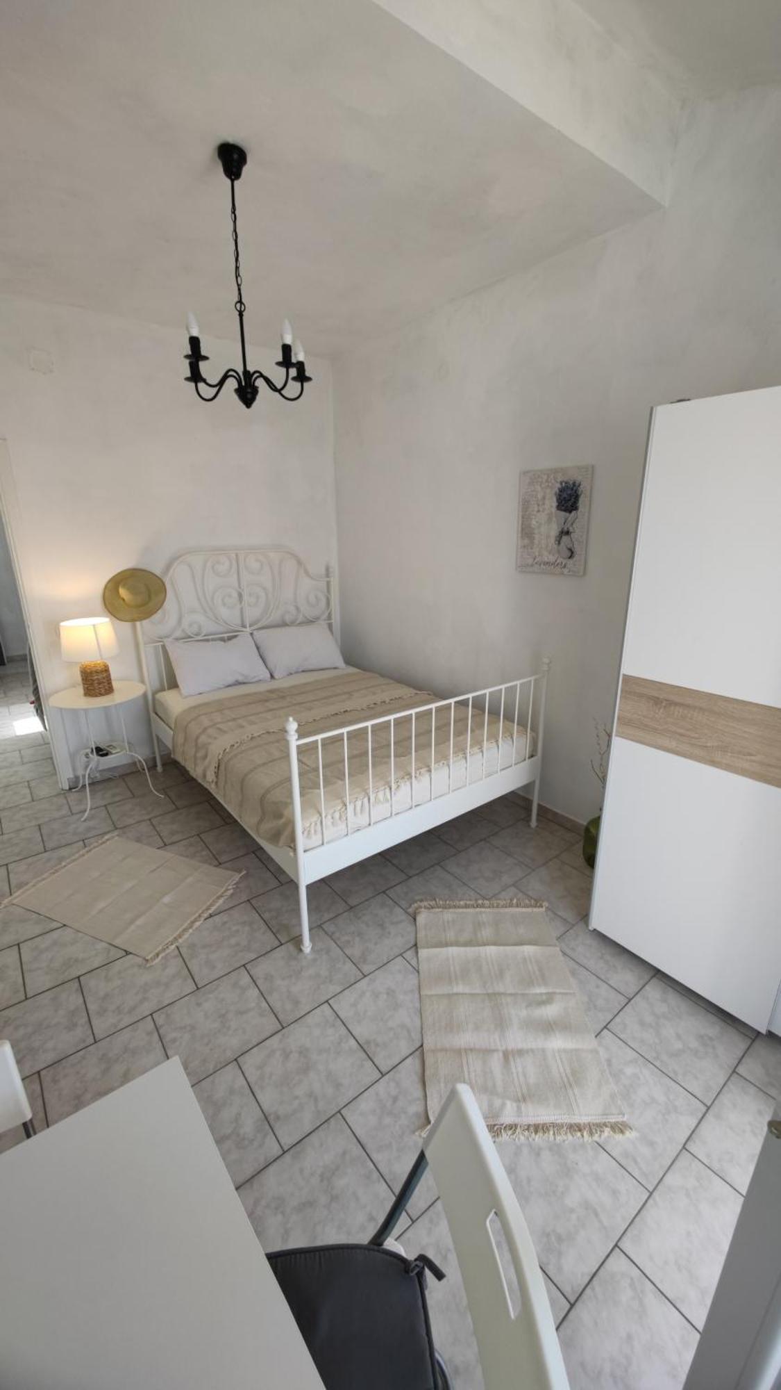 Vila Sentio Mare-Apartments Livaic Zeljko Pirovac Ngoại thất bức ảnh